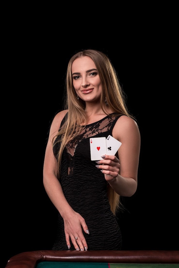 Pusat kontrol saldo777 yang menampilkan beberapa dealer dan meja roulette yang beroperasi secara bersamaan